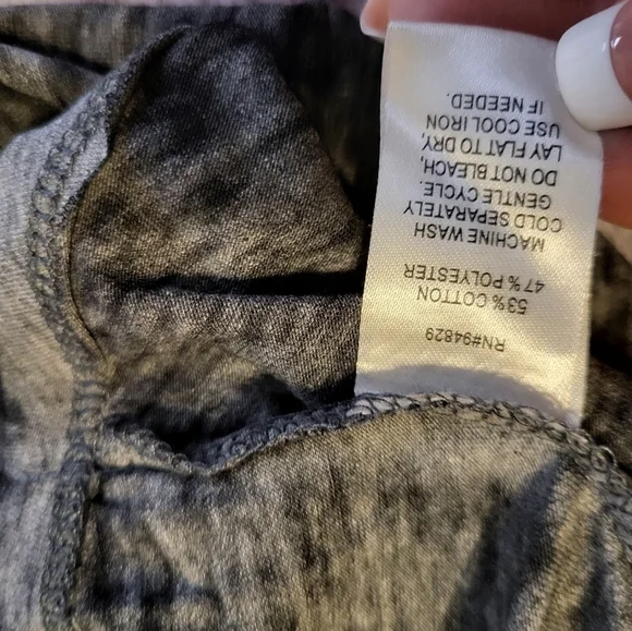 Derek Heart Black Brindle Cold Shoulder Jersey Large - Picture 5 of 7